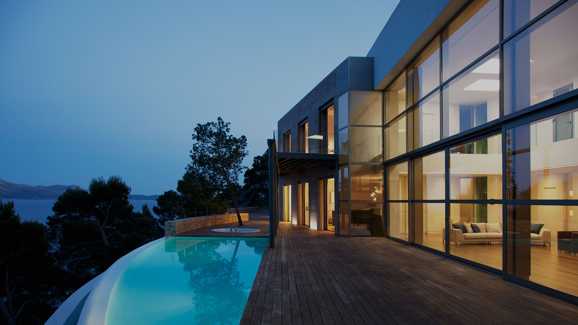 Photo Library infinity pool